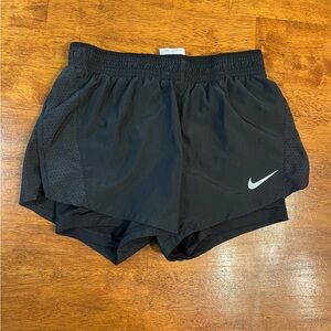 Nike drifit lined black shorts size xs women’s